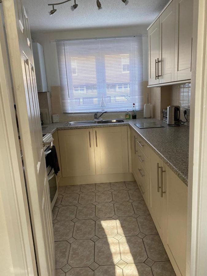 Riverside Park Ground Floor Apartment - St Neots エクステリア 写真